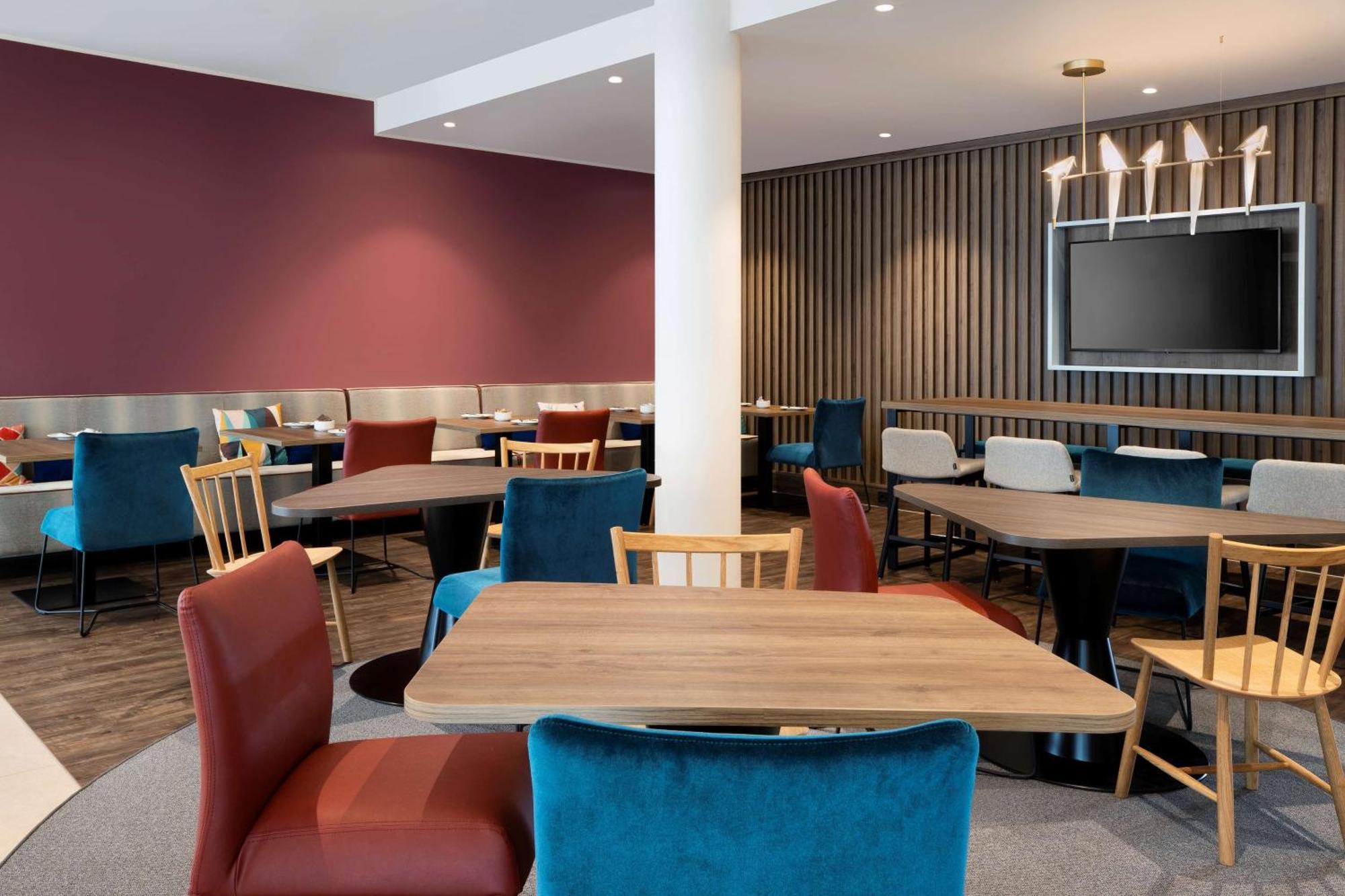 Hampton By Hilton Καϊζερσλάουτερν Εξωτερικό φωτογραφία